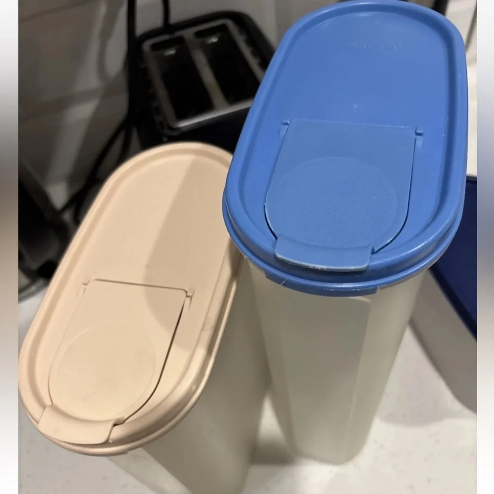 Tupperware Oval Modular Mates With Easy Pour Spout Lids SZ 2,3,4,5 Bundle set